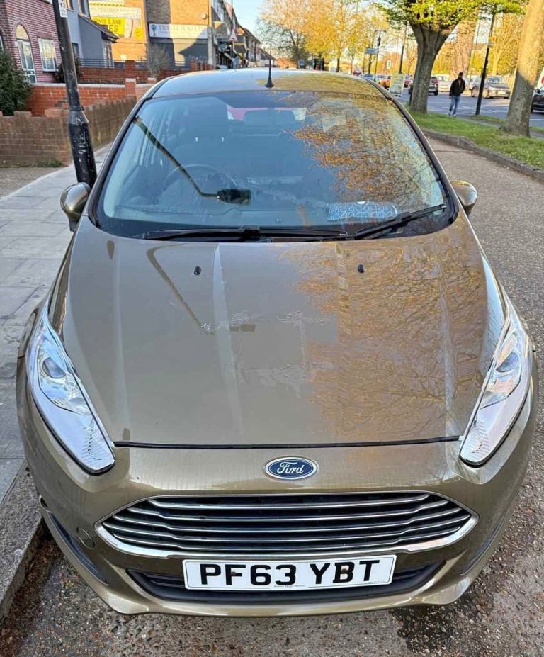 Ford, FIESTA, Hatchback, 2014, Semi-Auto, 1597 (cc), 5 doors