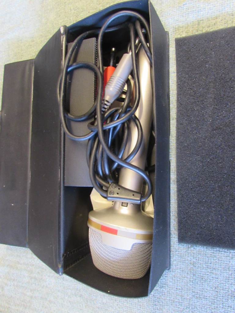 Realistic Condenser Microphone with Cable 