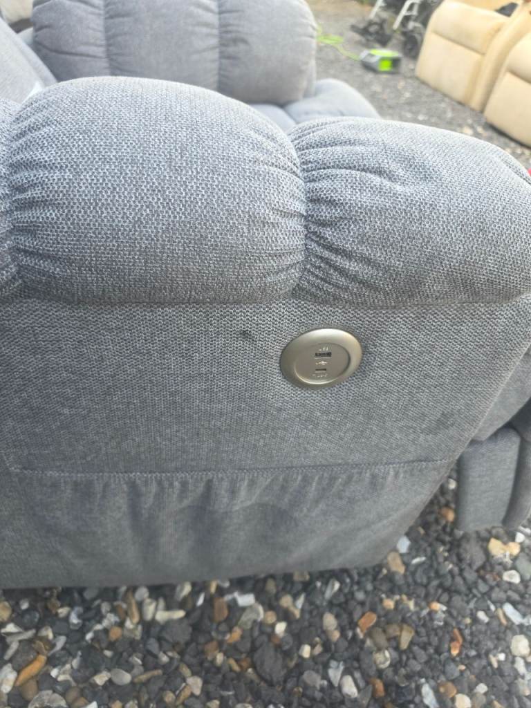 electric recliners 