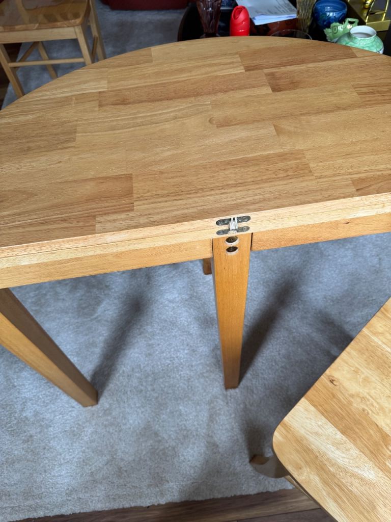 Wooden Extendable Dining Table and 2 Chairs – Good Condition