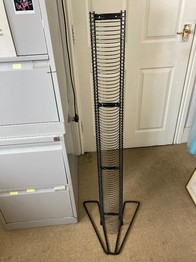 CD rack free standing