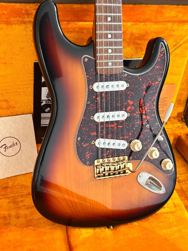 Fender American 1997 Collectors Edition Stratocaster - 1713 of 1997 Made