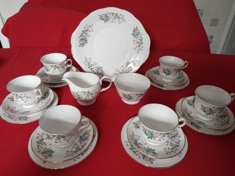 Queen Anne Bone China Tea Set - Floral Design, Made in England