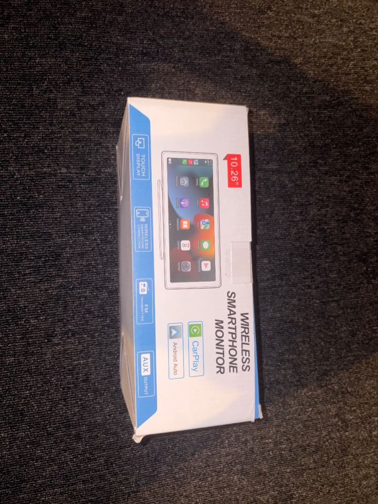 Antika CarPlay Screen included with Dashcam and reverse camera.