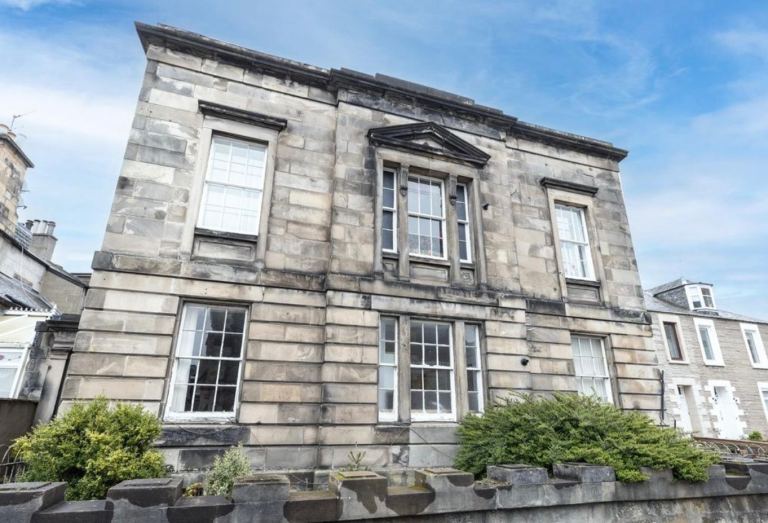  1 Bedroom Ground Floor Flat to rent 