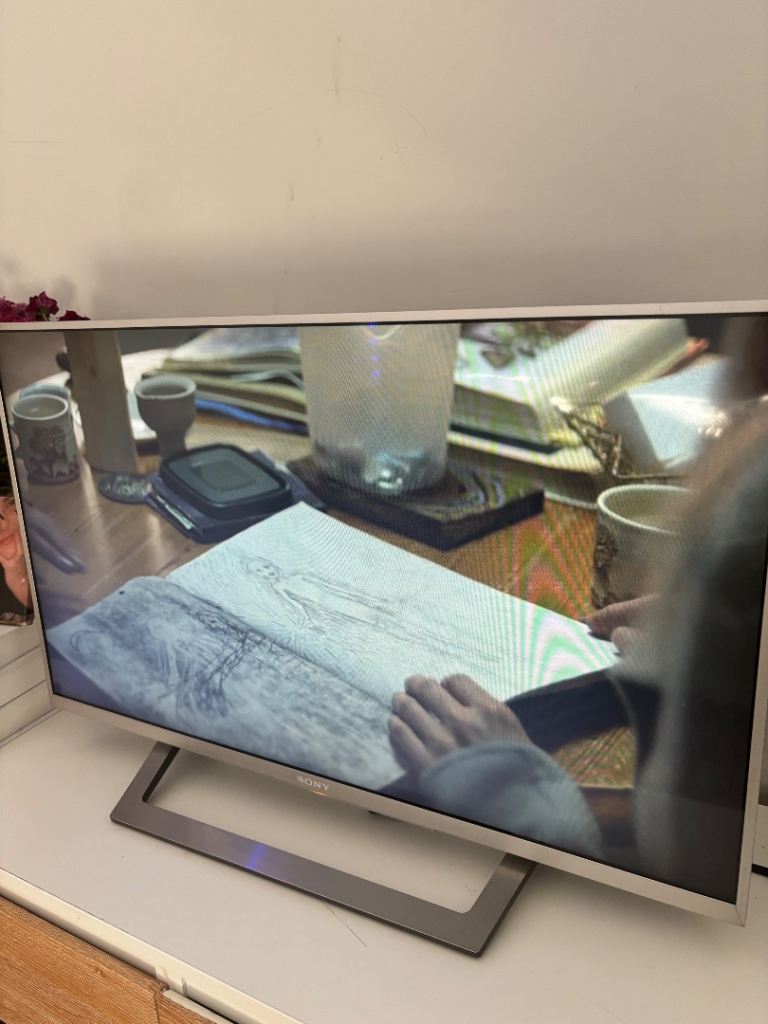 Sony Bravia HD TV 32 Inch – Good Condition