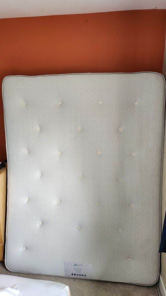 King Size Fogarty Just Right Memory Mattress.