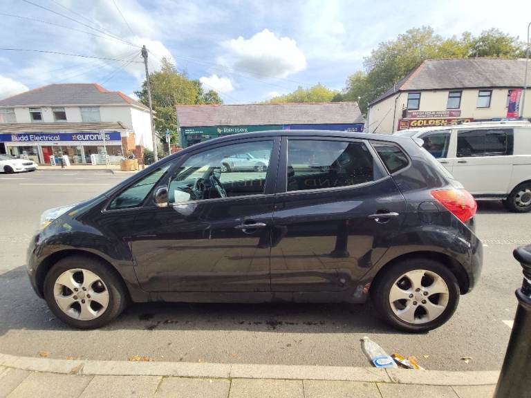 Kia, VENGA, Hatchback, 2014, Manual, 1582 (cc), 5 doors