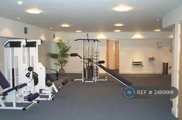 1 bedroom flat in The Mailbox, Birmingham, B1 (1 bed) (#2489991)