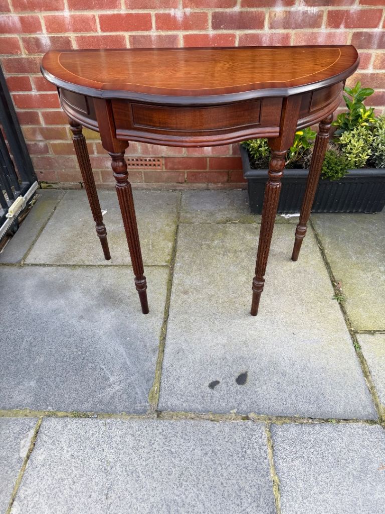 Vintage Inlaid Mahogany Fluted Leg Half Moon Hall Table With Drawer