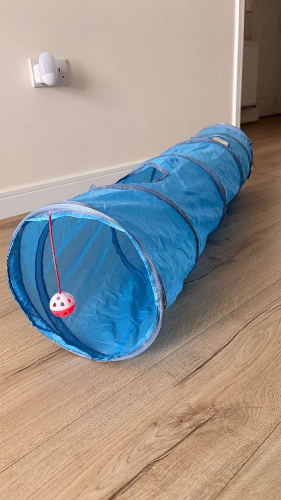 Cat Play Tunnel