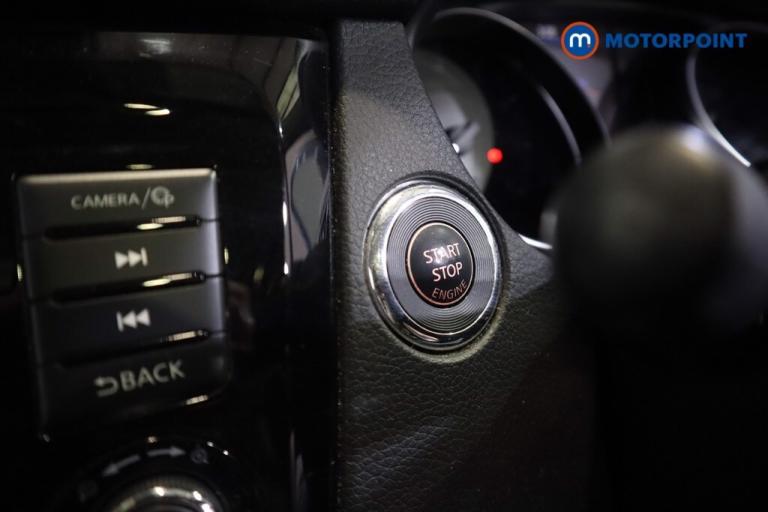 2020 Nissan Qashqai 1.3 DiG-T 160 Tekna 5dr SUV Petrol Manual
