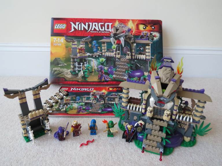 LEGO 70749 NINJAGO ENTER THE SERPENT + MANUAL + BOX
