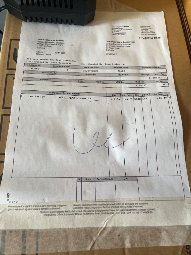 Iveco S Way mirror arm and glass 2025