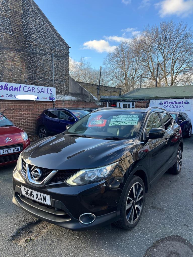 2016 Nissan Qashqai 1.5 dCi Tekna 5dr HATCHBACK Diesel Manual