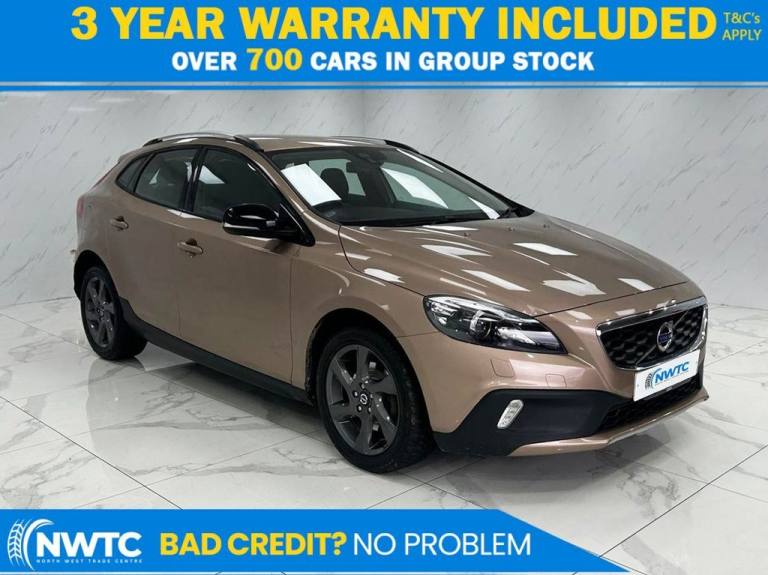 2015 Volvo V40 Cross Country *AUTO!* 1.6 D2 Lux Hatchback 5dr Diesel Powershift Euro 5 (s/s) (115...