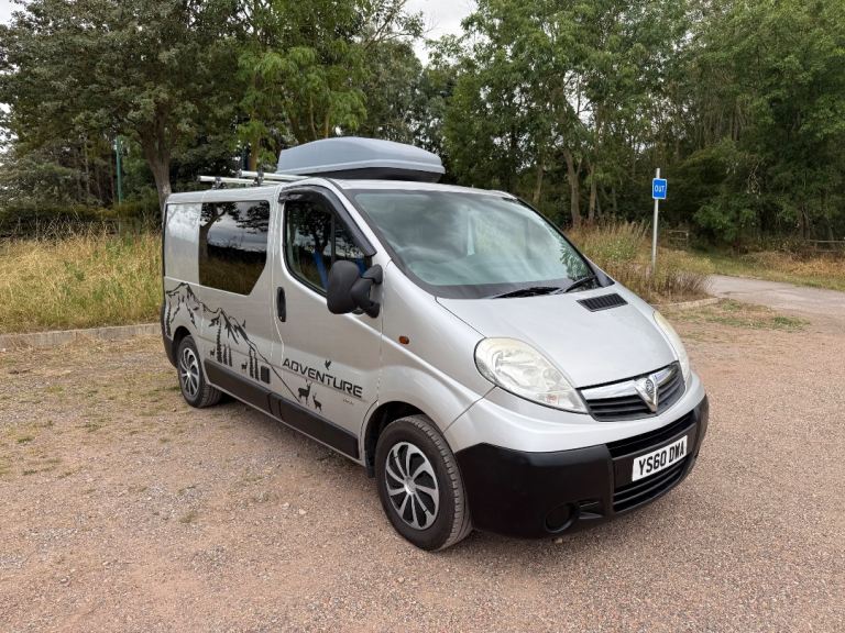 Vauxhall VIVARO, Campervan/Day Van, 2011, Manual, 1995 (cc)