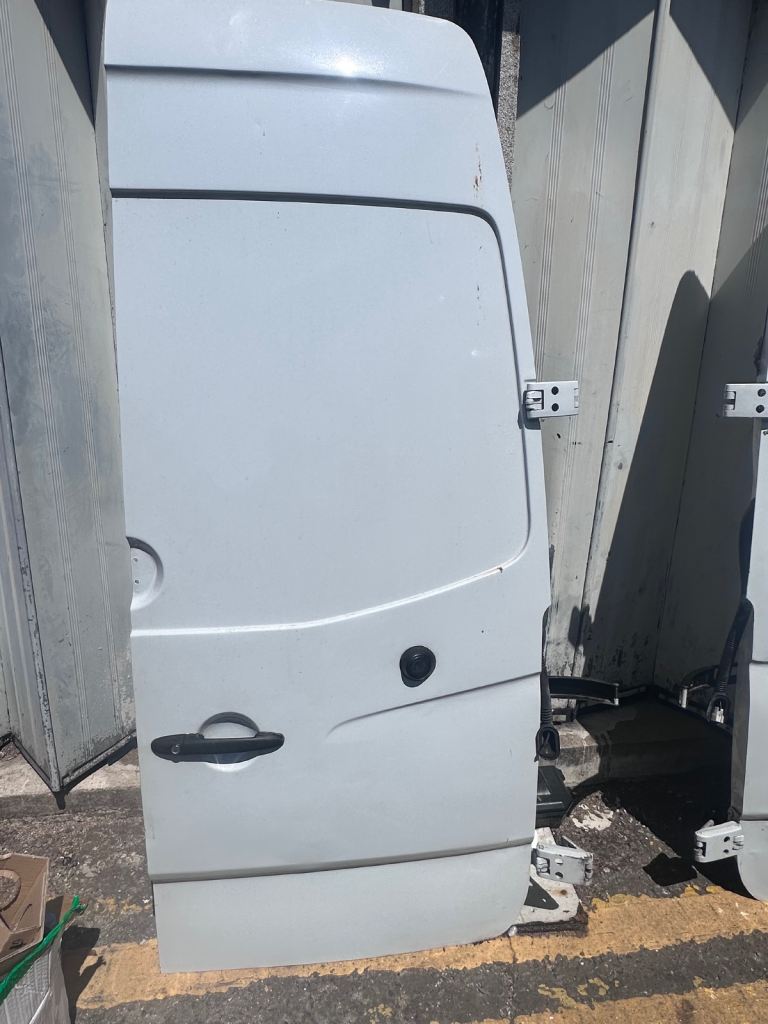 Vw crafter/Merc Sprinter read door Right