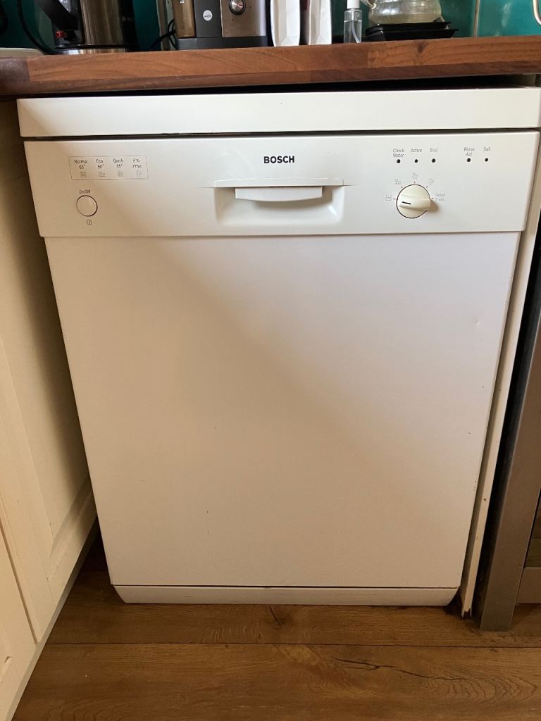 Bosch Dishwasher – White, Good Condition
