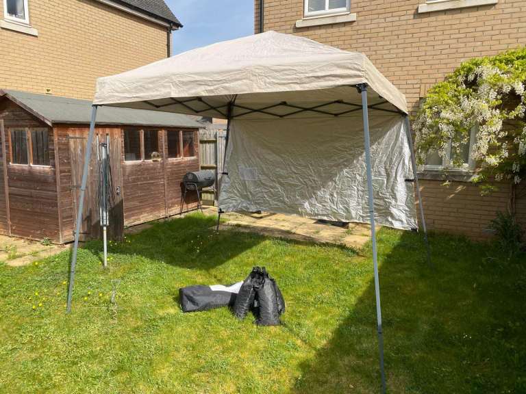 Pop-Up Garden Gazebo / Canopy