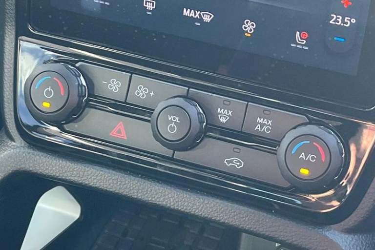 2025 Ford Ranger Stormtrak AUTO 2.3 EcoBoost 281ps PHEV 4x4 Double Cab Pick Up Automatic Pick-Up ...