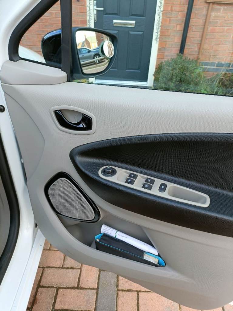 Renault, ZOE, Hatchback, 2015, Other, 1 (cc), 5 doors