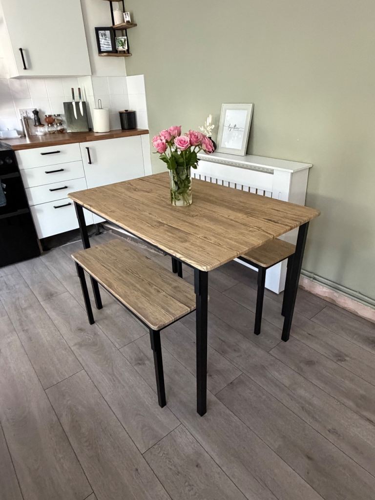 Dinning Table