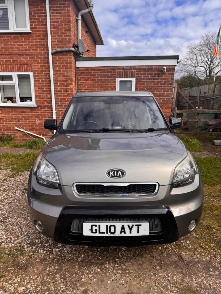 Kia Soul 1.6 diesel automatic 2010