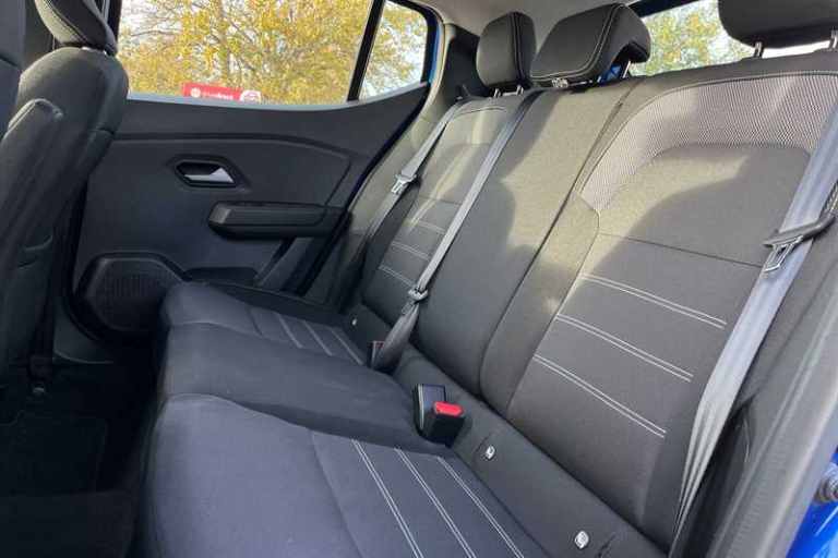 2023 Dacia Sandero 1.0 TCe Expression Hatchback 5dr Petrol Manual Euro 6 (s/s) (90 ps) Hatchback ...