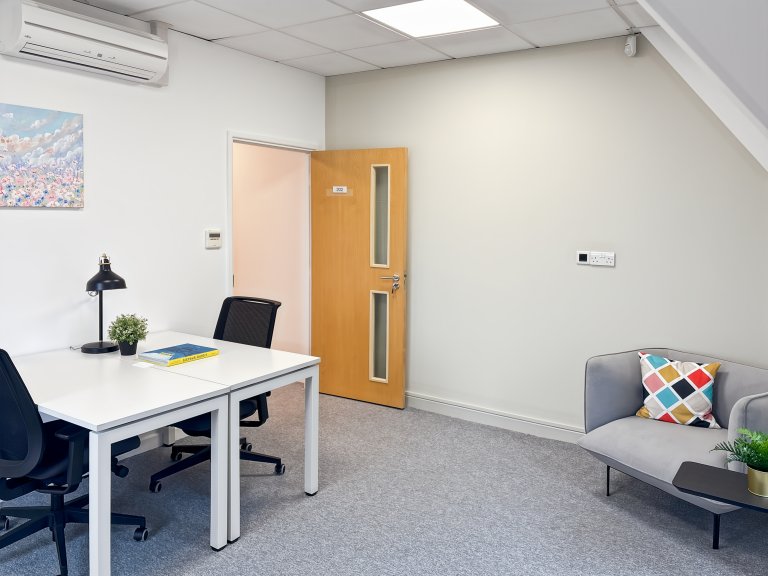 Winchester - SO238BB \ Private Office for 1 Person