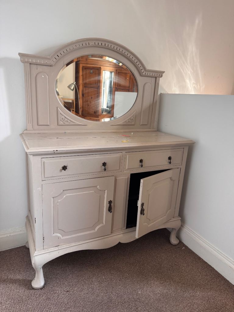 Victorian mirror backed sideboard 