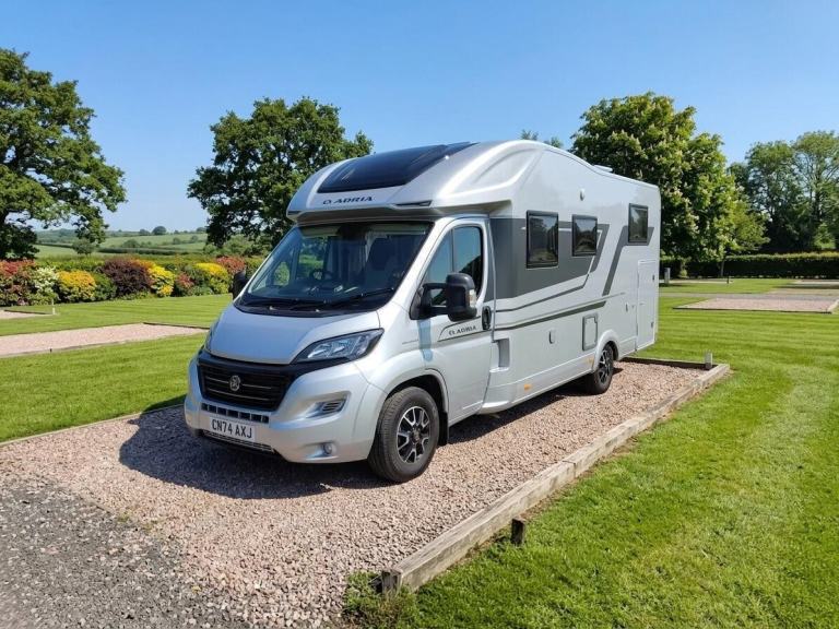 2024 Adria Coral Supreme DL 670