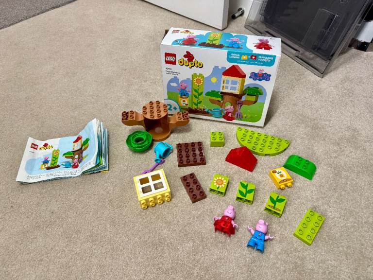 LEGO Duplo 10431 Peppa Pig Garden & Tree House Building Set - Complete w/ Figures + Instructions