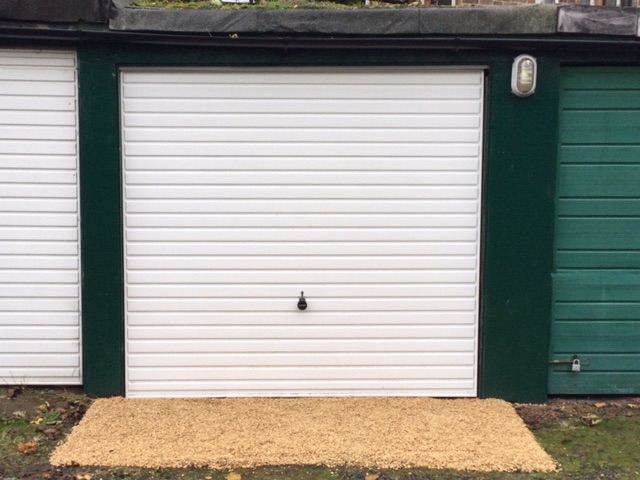  Extremely secure single lock up, in padlocked, iron gated private ground, in Newington area, EH9