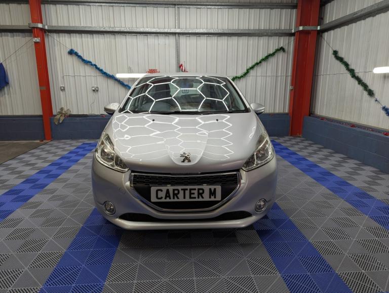 2015 Peugeot 208 1.2 VTi Active 5dr HATCHBACK Petrol Manual