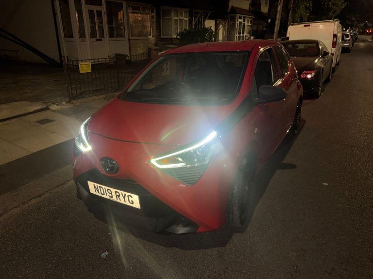 Toyota, AYGO, Hatchback, 2019, Manual, 998 (cc), 5 doors