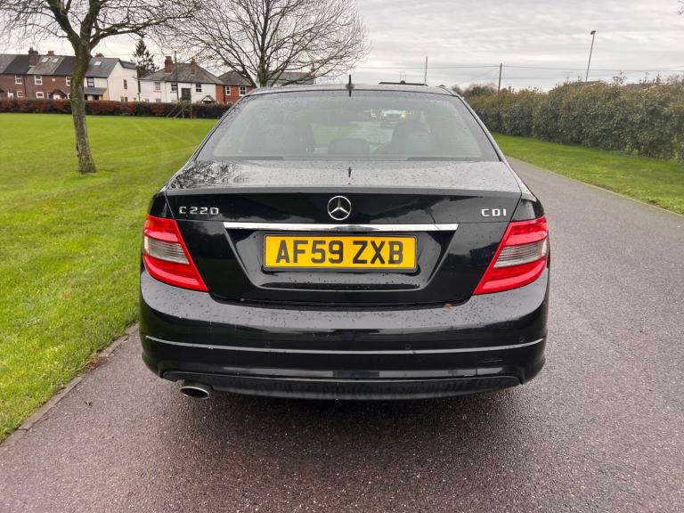 2009 Mercedes-Benz C Class C220 CDI BlueEFFICIENCY Sport 4dr Auto SALOON Diesel Automatic