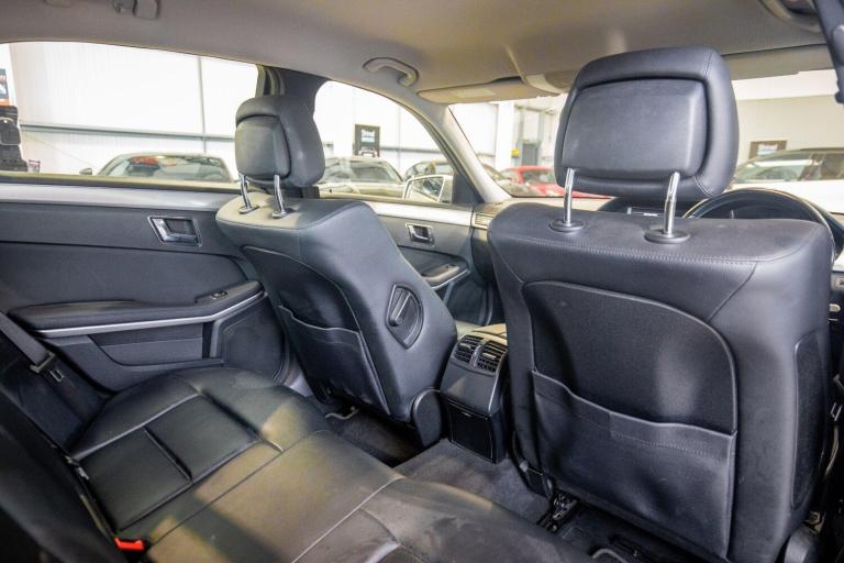 2009 Mercedes-Benz E Class E220 CDI BlueEFFICIENCY SE 4dr Tip Auto SALOON DIESEL Automatic