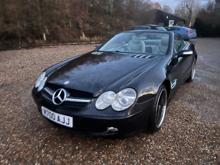 Mercedes SL350 (R230) 2005 - Walk Around Video 