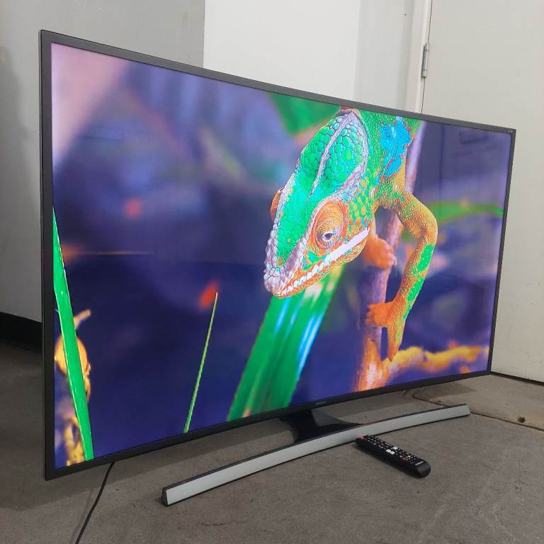 55"SAMSUNG 4K ULTRA UHD HDR SMART WIFI LED TV 210£