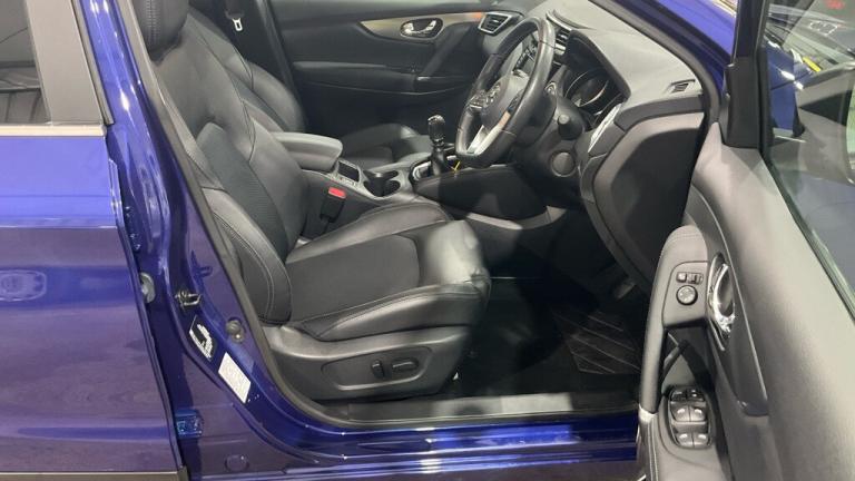 2020 Nissan Qashqai 1.3 DiG-T Tekna 5dr Crossover/SUV PETROL Manual