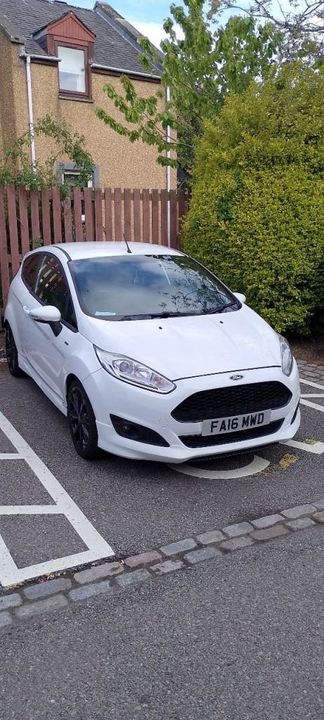 Ford, FIESTA, Hatchback, 2016, Manual, 998 (cc), 3 doors