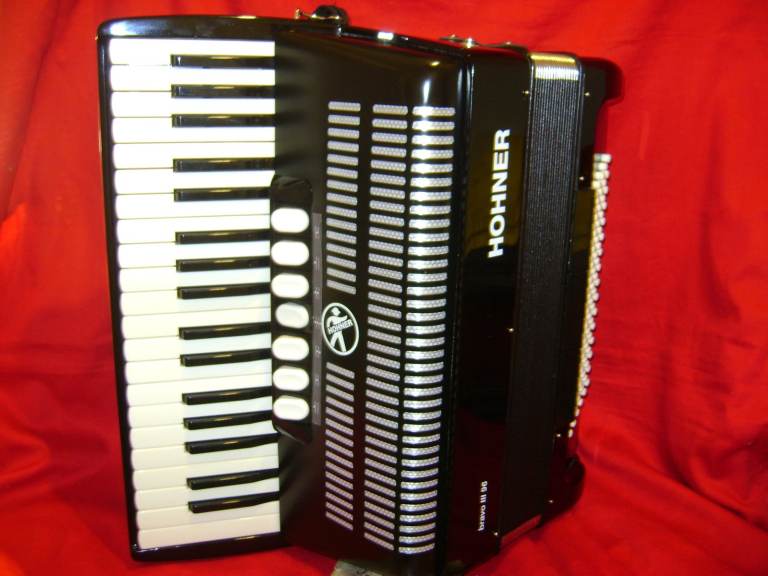 image for hohner bravo 96 bass accordion