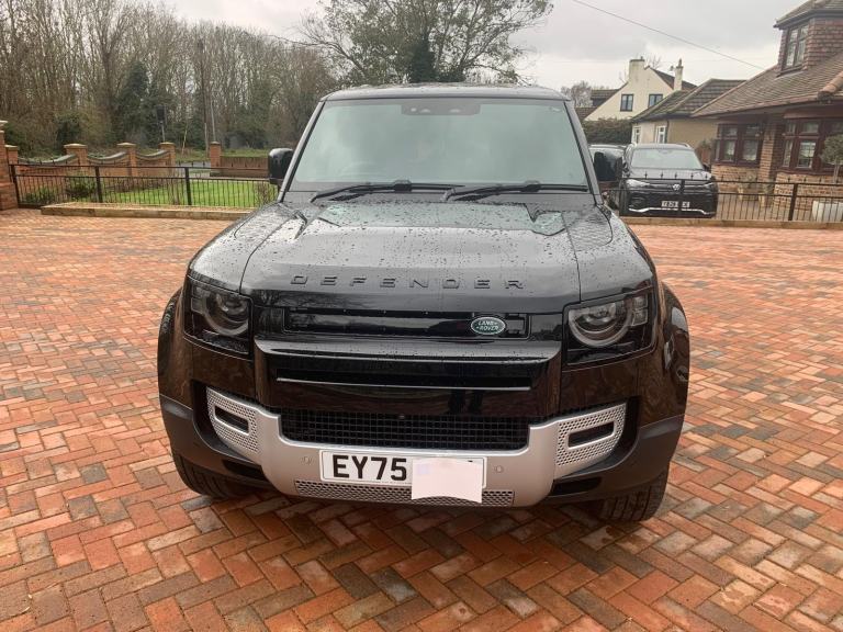 Land Rover Defender 110 S Very Low Miles 0 Previous owners