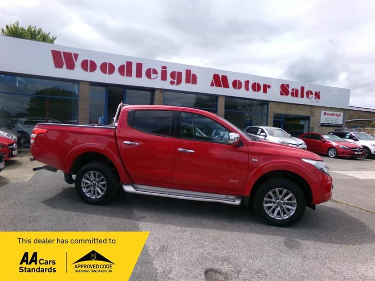 2017 Mitsubishi L200 Double Cab DI-D 178 Titan 4WD PICK UP DIESEL Manual