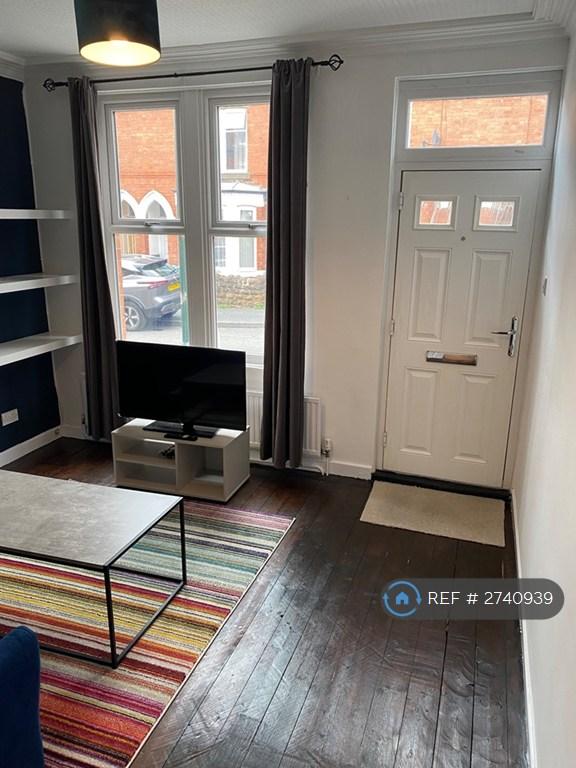 3 bedroom house in Exeter Road, Nottingham, NG7 (3 bed) (#2740939)