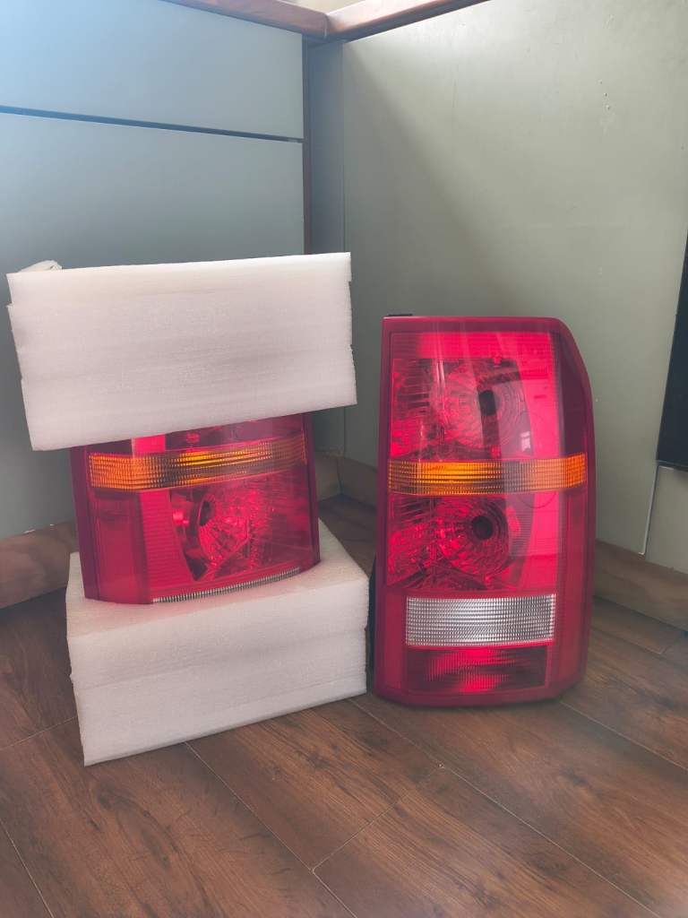 Land Rover Discovery 3 Rear lights