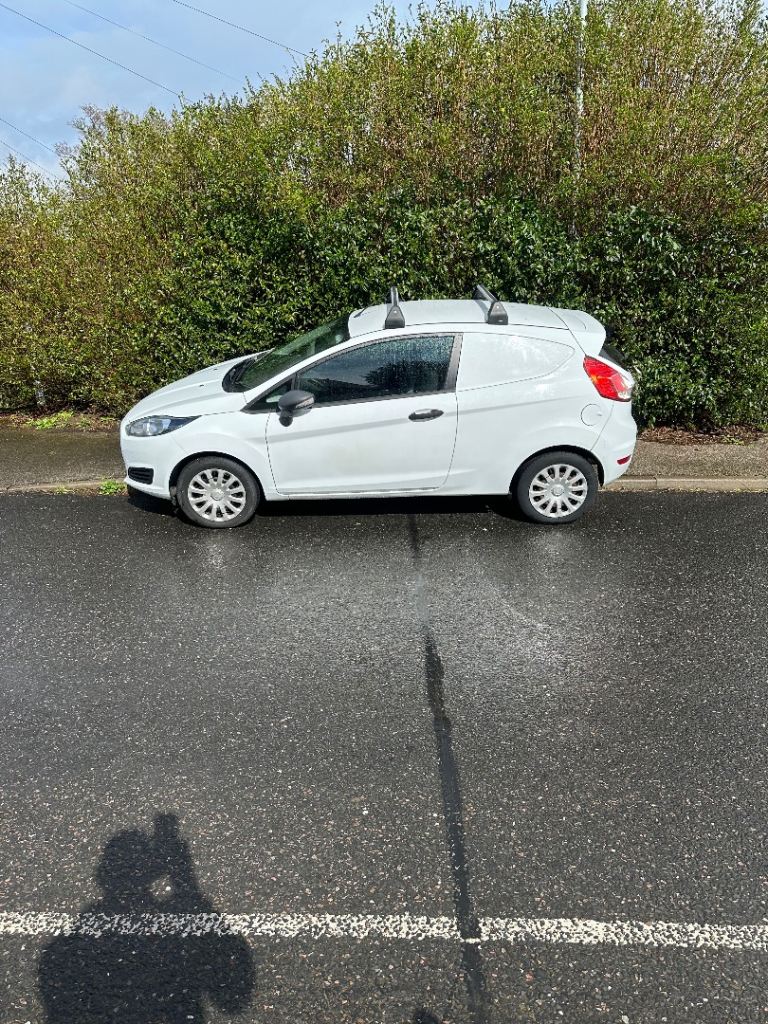 Ford Fiesta van 