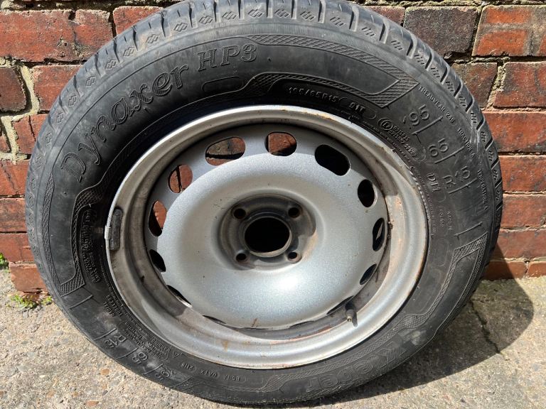 Wheel 15 inches tyre size is 195 65 r15