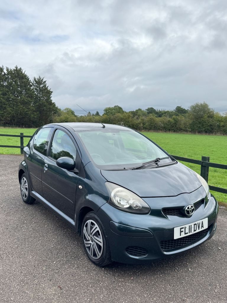 Toyota, AYGO, Hatchback, 2011, Manual, 998 (cc), 5 doors